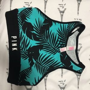 VS PINK size XS sports bra